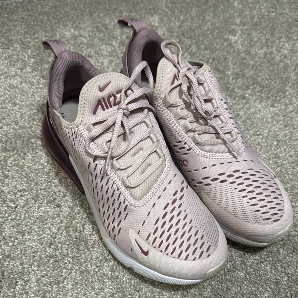 Nike Women's Air Max 270